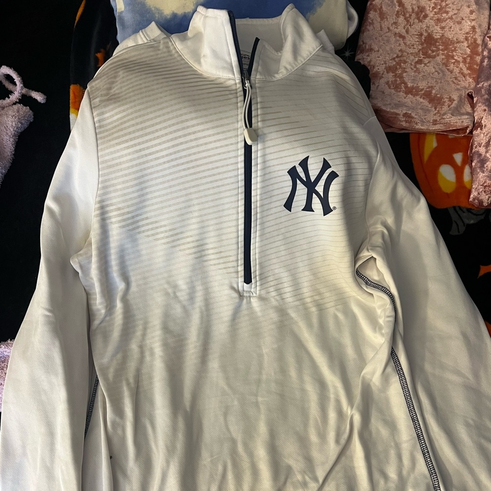 Yankee quarter zip